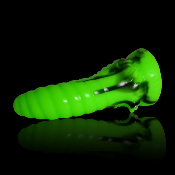 8'' Alien Ox Horn Cock