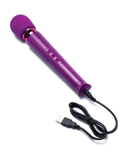 Petite Wand Massager in Cherry by Le Wand