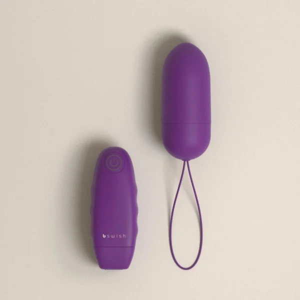 B Swish Bnaughty Classic Unleashed Bullet Vibrator - Grape