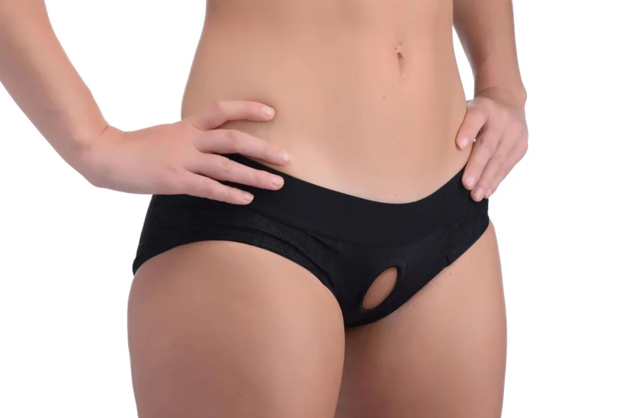 Lace Envy Black Crotchless Panty Harness - L-xl