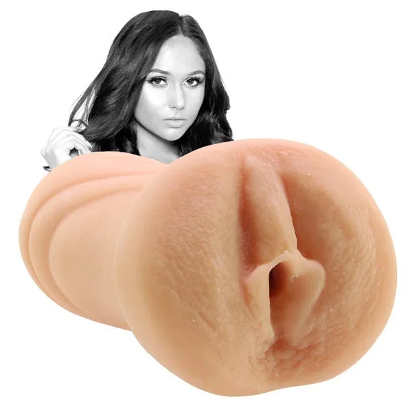 Ariana Marie UltraSkyn Pocket Pussy