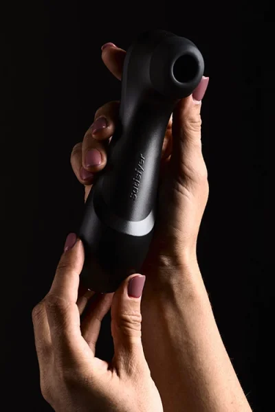 Satisfyer Pro 2 Black - Rechargeable Touch-Free Clitoral Stimulator - Next Generation