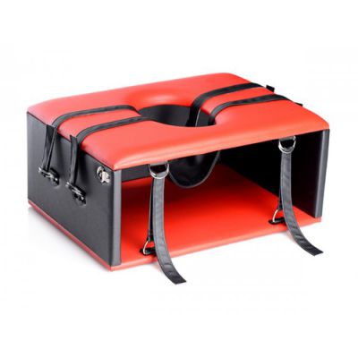 Queening Kinging Chair