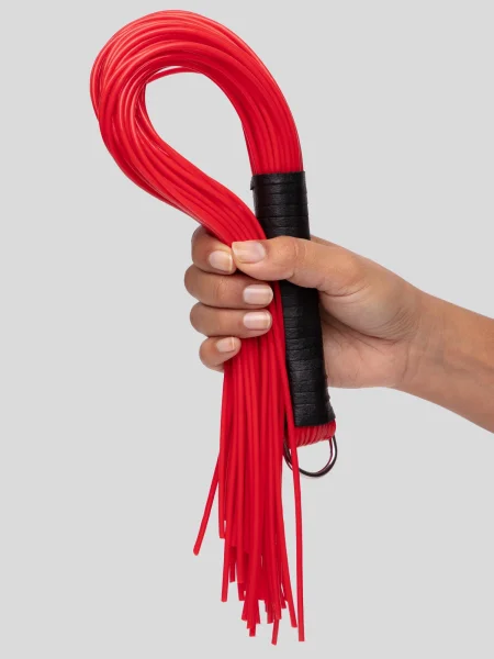 DOMINIX Deluxe Leather and PVC Flogger