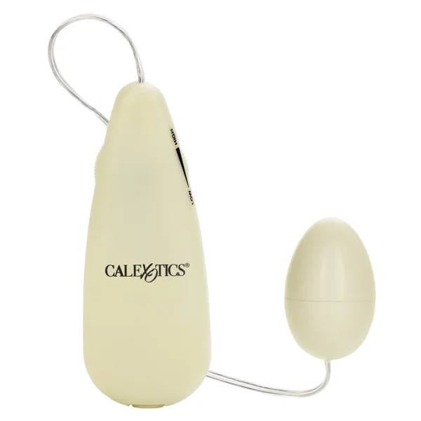 Pocket Exotics Glow-in-the-Dark Egg — image 9 of 12