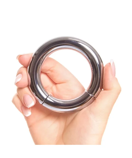 Magnetic donut