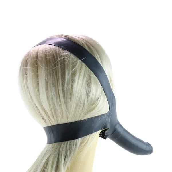 The Accomodator Oral Strap-On