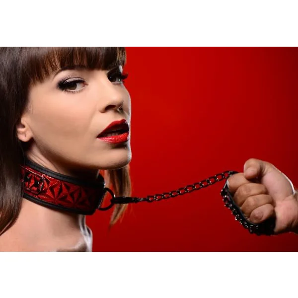 Crimson Tied Collar With Leash Red Black
