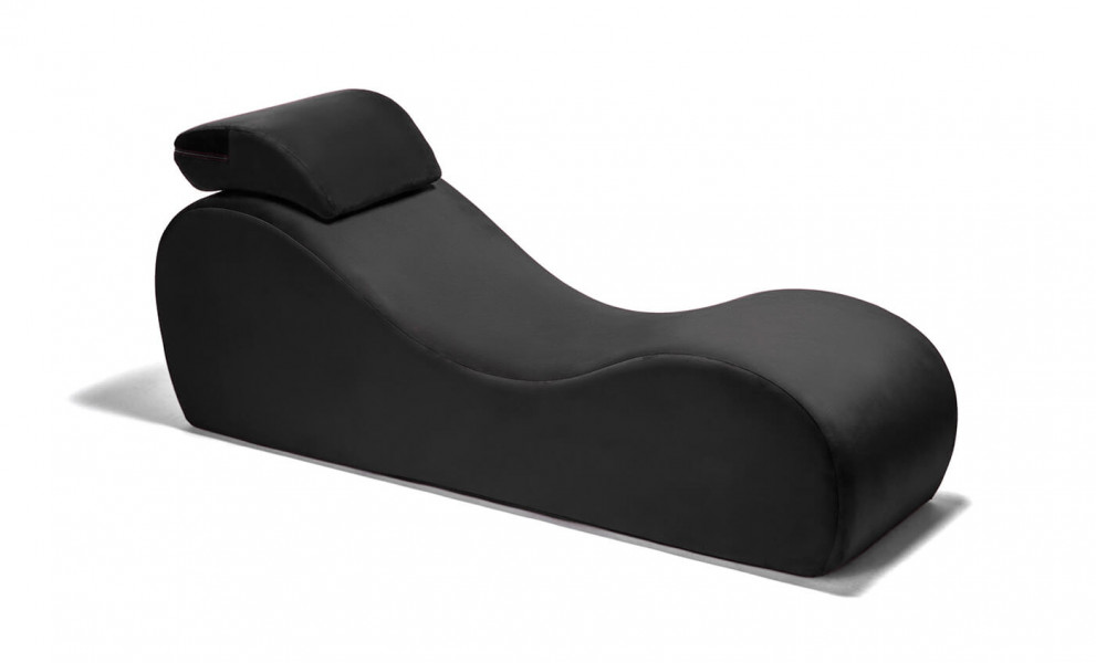 Esse Chaise