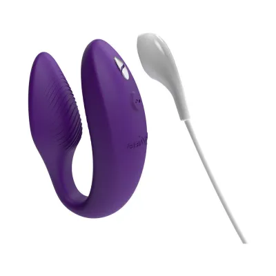 Luxury Vibrators We vibe Sync Purple