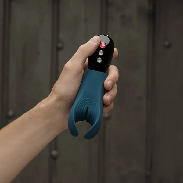 Fun Factory MANTA Vibrating Stroker