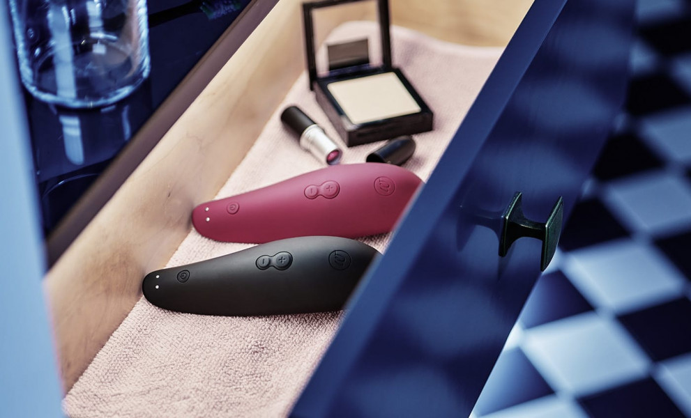 Womanizer Classic 2 Clitoral Stimulator