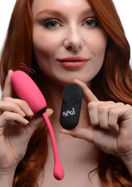 28x Plush Egg and Remote - Pink — image 10 of 12