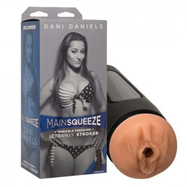 MAIN SQUEEZE - DANI DANIELS