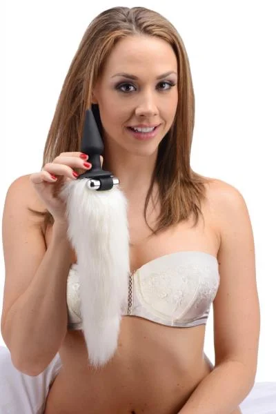 Foxxxy Fanny Tail Vibe White Anal Plug — image 5 of 6