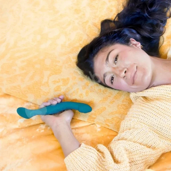 Lora Dicarlo Sway Green Dual Vibration Warming Anal & Vaginal Double Ended Massager