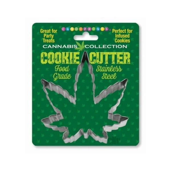 Games & Novelty: Cannabis Cookie Cutter