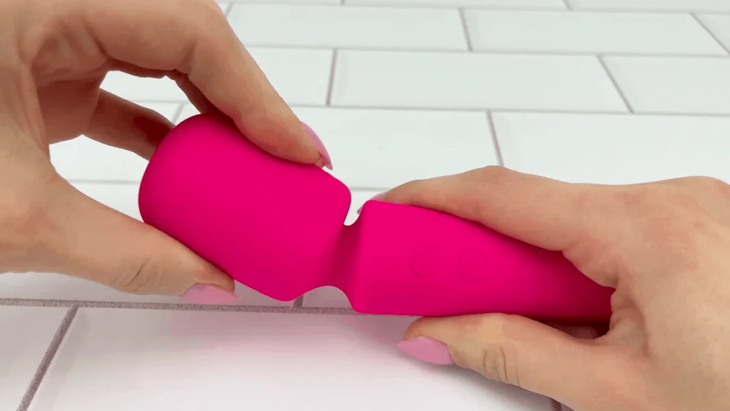 Whisper Quiet Handheld Luxury Wand Massager — image 11 of 16