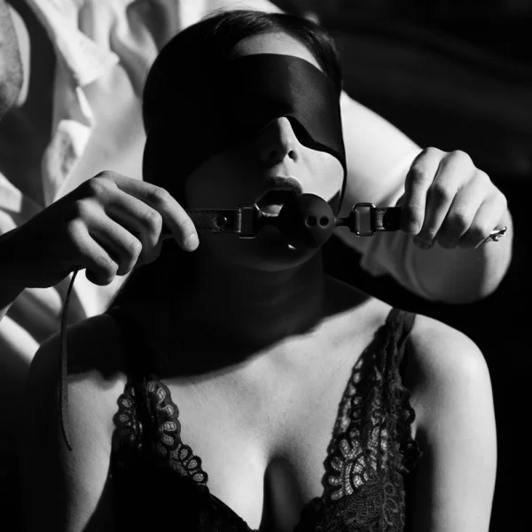 Noir Breathable Silicone Ball Gag Black
