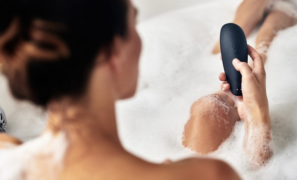 Womanizer Classic 2 Clitoral Stimulator