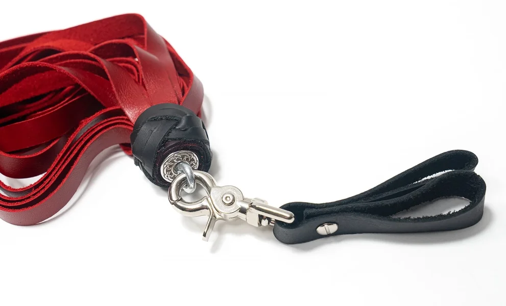 Dragontailz Leather Finger Flogger