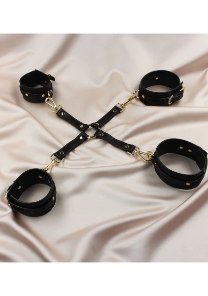 Beatrix 13 Piece Bondage Set