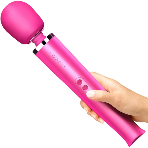 Le Wand Rechargeable Vibrating Body Massager - Magenta — image 13 of 21