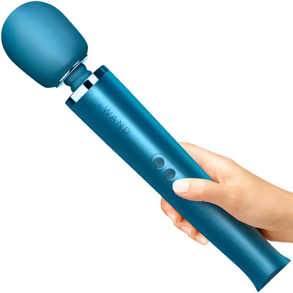 Le Wand Rechargeable Vibrating Body Massager - Pacific Blue — image 13 of 20