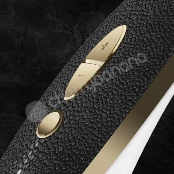 Satisfyer Luxury Haute Couture Clitoral Stimulator