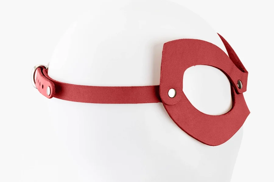 Verona Cat Eye Mask by Liberator Leather