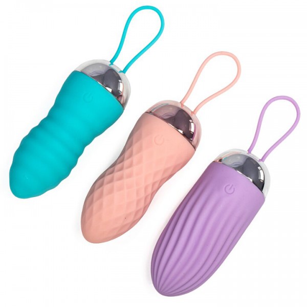 Bondara Blossom 10 Function Remote Control Rechargeable Love Egg — image 4 of 5