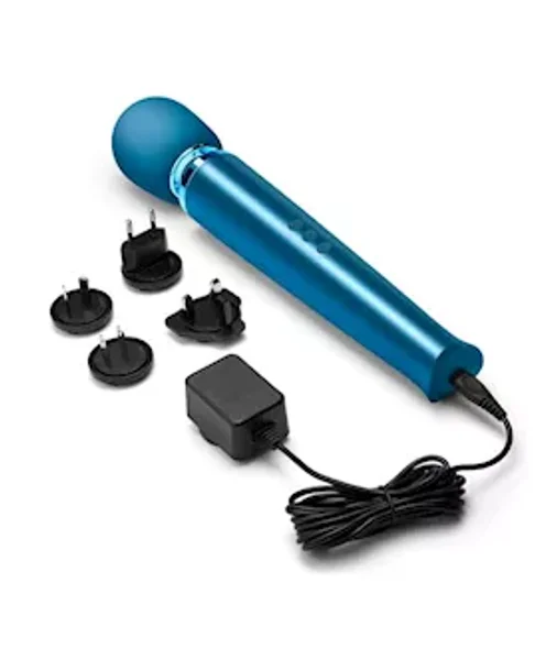 Le Wand Pacific Blue Rechargeable Massager — image 16 of 17