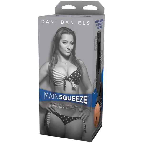 Main squeeze Dani Daniels pussy