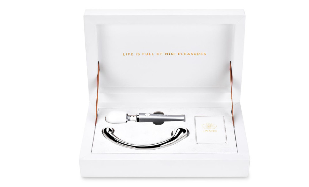 Le Wand Mini Pleasures Kit — image 5 of 12