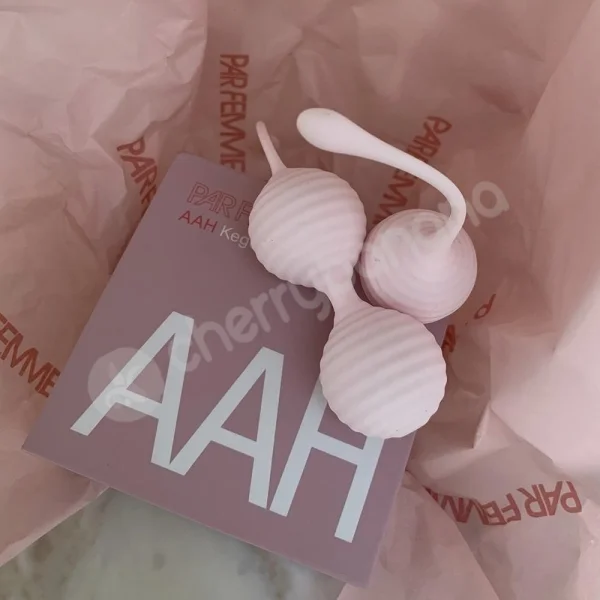 Par Femme AAH Blush Pink Kegel Balls Set