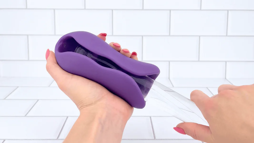 Ribbed Intensifying Hand Job Stroker Aide — image 19 of 25