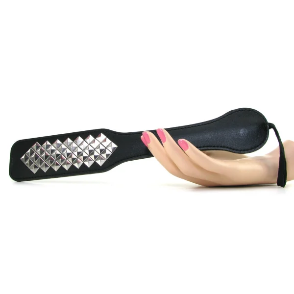Studded paddle