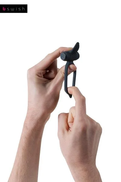 Bcharmed Classic Black Vibrating Ring — image 4 of 8