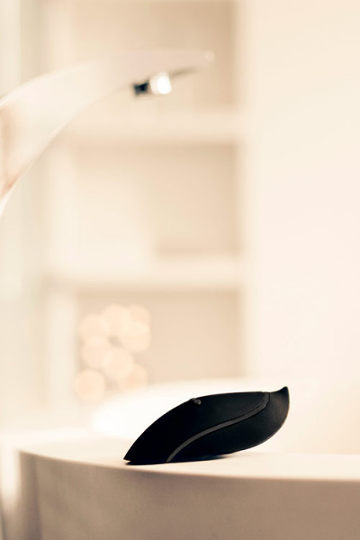 Shots Toys Vive Minu Lay On Vibrator