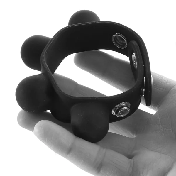 Weighted Ball Stretcher