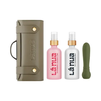 La Nua Gift Bag 2 Ultra Bullet 100Ml Mist Toy Cleaner 100Ml Strawberry Coconut Lube