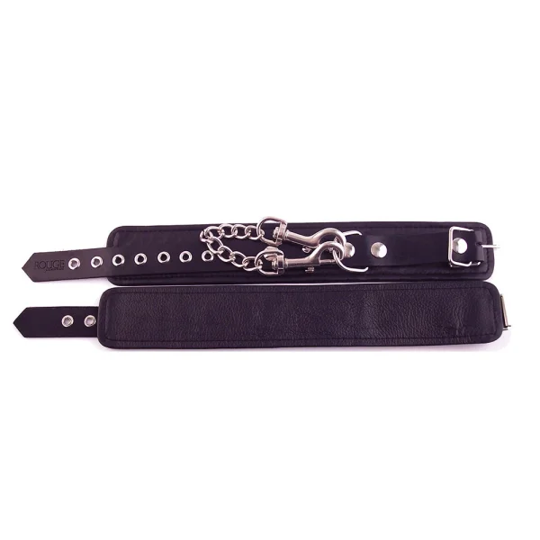 Rouge Ankle Cuffs Black