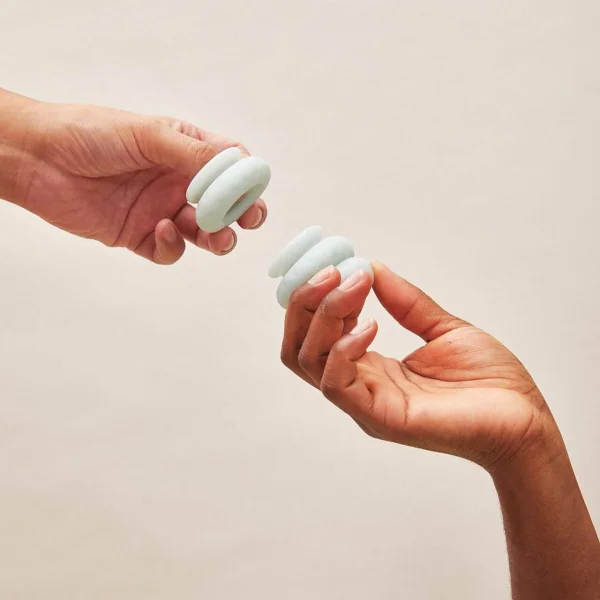 Ohnut Wearable for Painful Sex