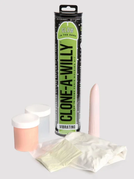 Clone-A-Willy Glow In The Dark Vibrator Molding Kit Green