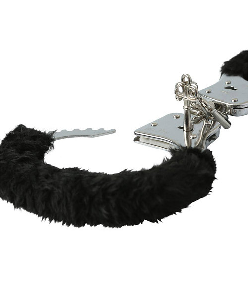 Sex and Mischief fluffy handcuffs