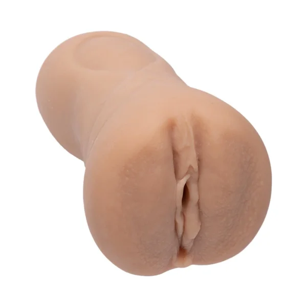 Girls Of Social Media @playmateiryna Ultraskyn Pocket Pussy Vanilla — image 5 of 12