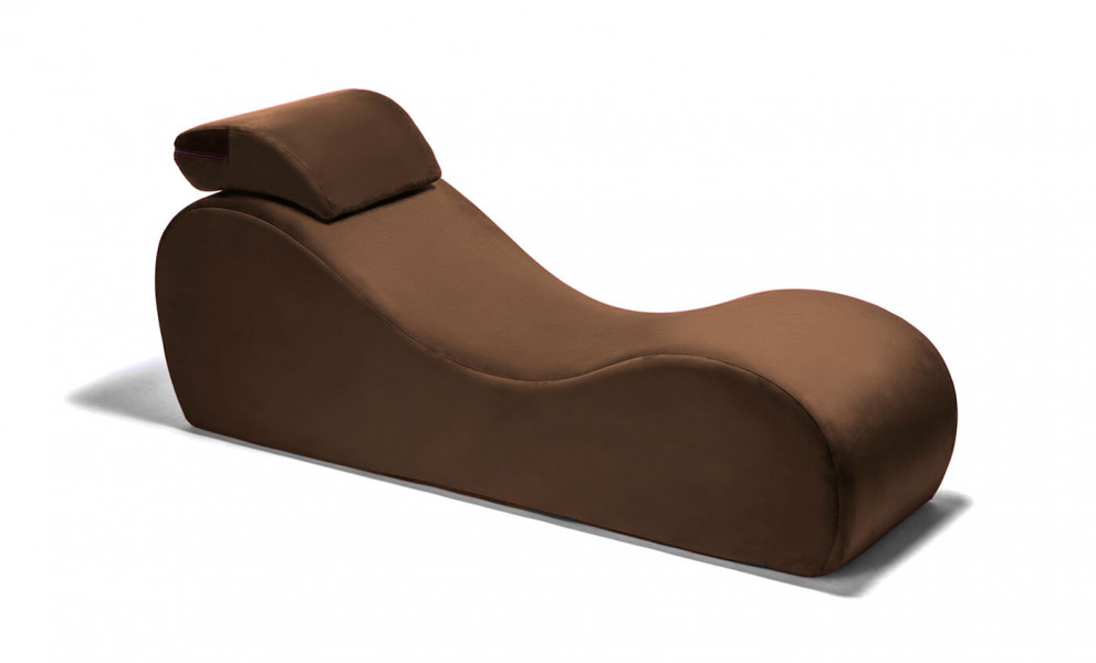 Esse Chaise
