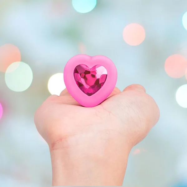 B-Vibe Vibrating Heart Plug Small/Medium - Pink Topaz — image 21 of 23