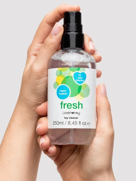 Lovehoney Fresh Toy Cleaner 250ml AUS — image 5 of 5