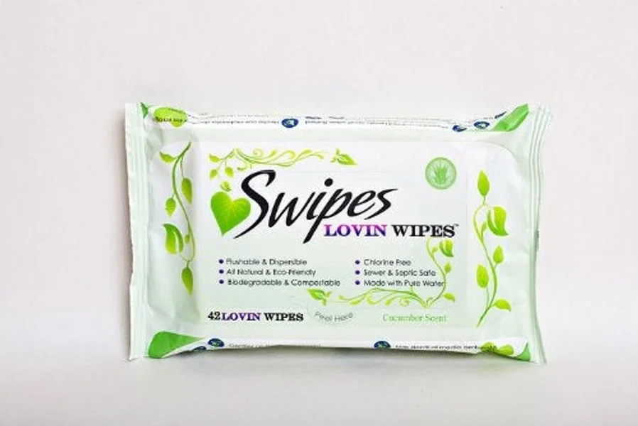 Swipes Cucumber Scented 42 Count — image 2 of 2